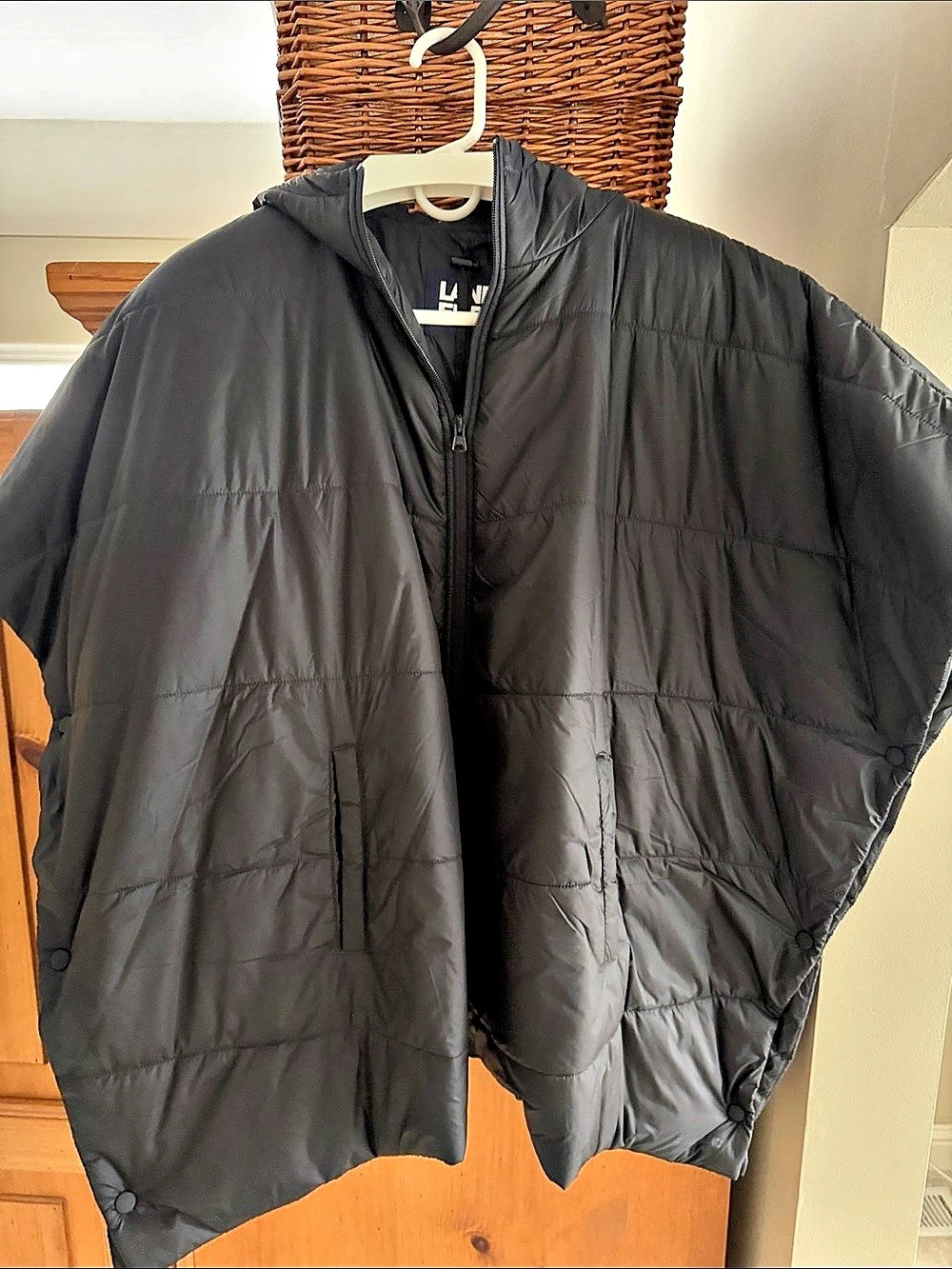 Lands' End Hooded Quilted Puffer Poncho Black